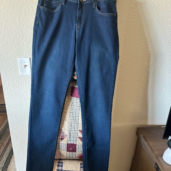 ALLOY Women's Straight Leg Jeans - Dark Blue - Picture 1 of 4